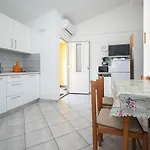 With Parking Space - 20147 Apartamento