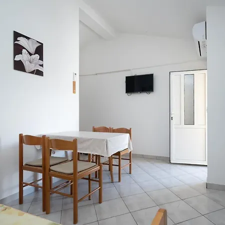 With Parking Space - 20147 * Vir