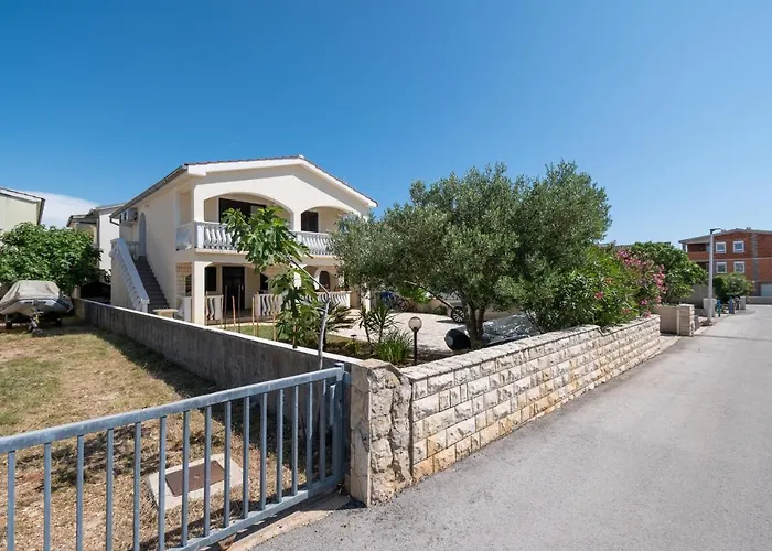 With Parking Space - 20147 * Vir