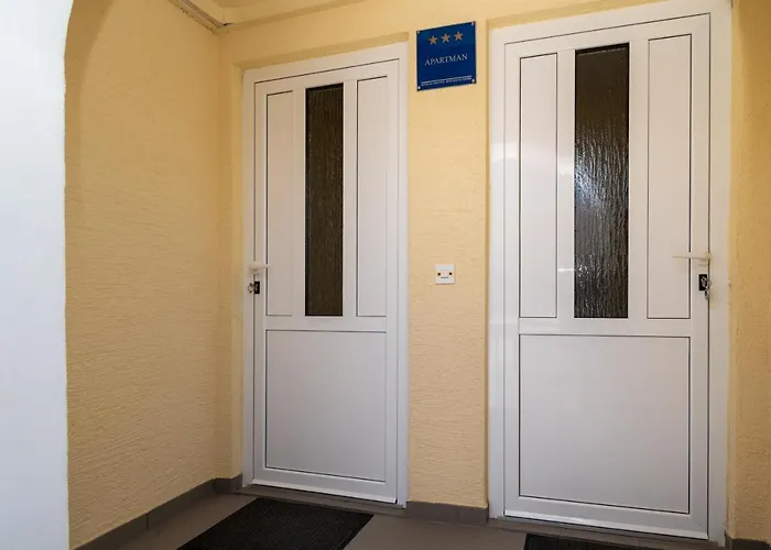 With Parking Space - 20147 Vir