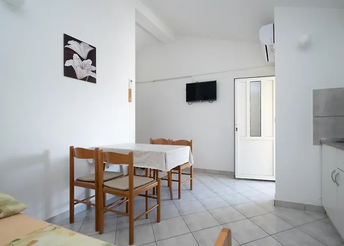 With Parking Space - 20147 * Vir