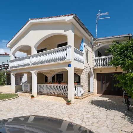 Apartment With A Parking Space - 20147 *