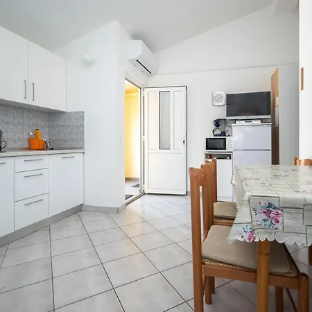 With A Parking Space - 20147 Apartment